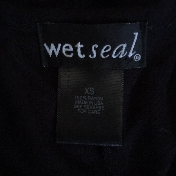 Skull Tank Top - Picture 3 of 3